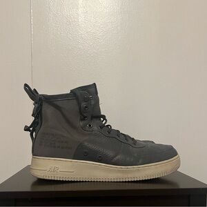 Nike SF AF 1 Special Field Air Force 1